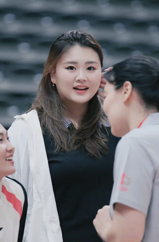 了代表四川, 代表上海女, src